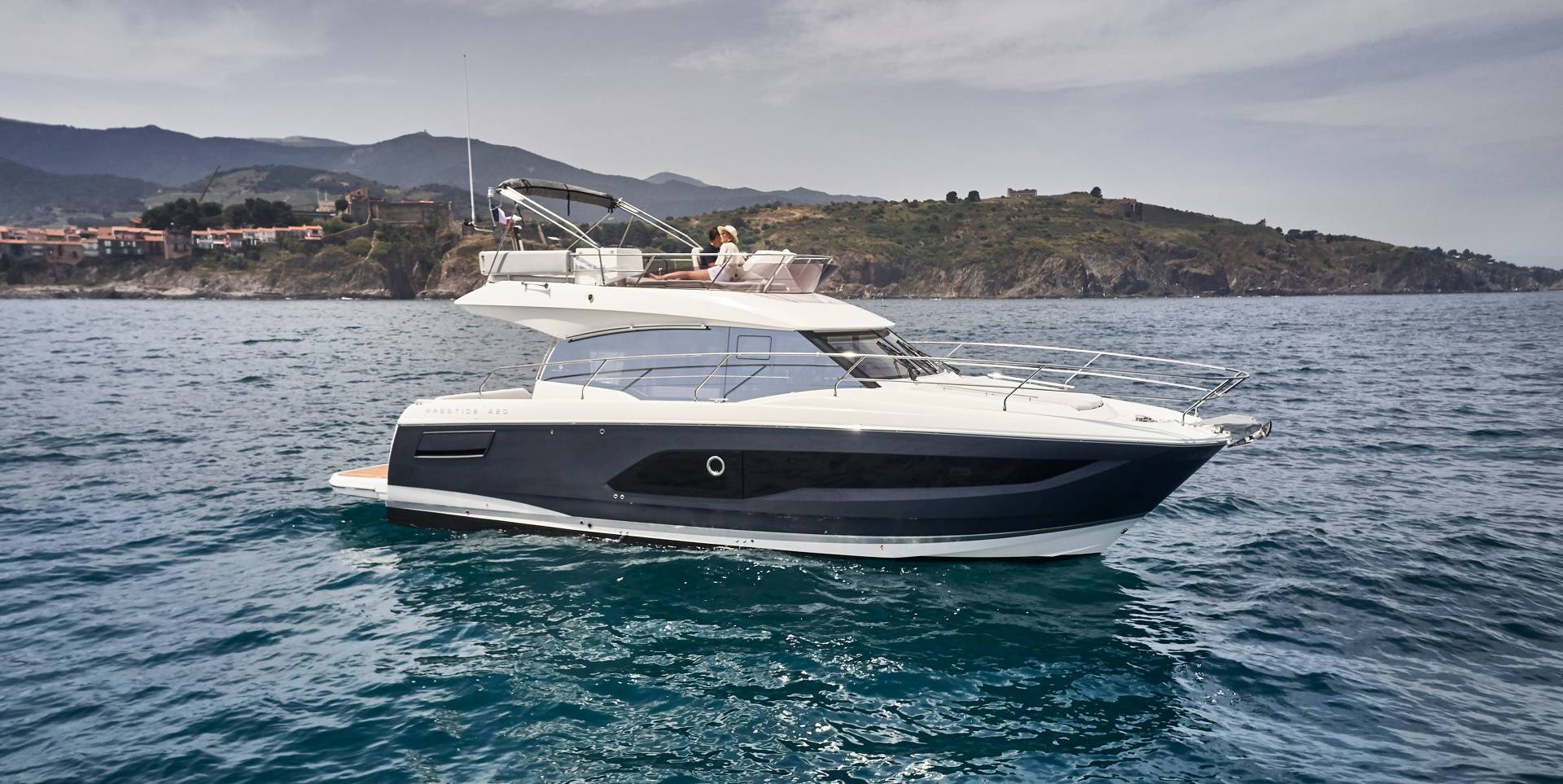 prestige yacht 420