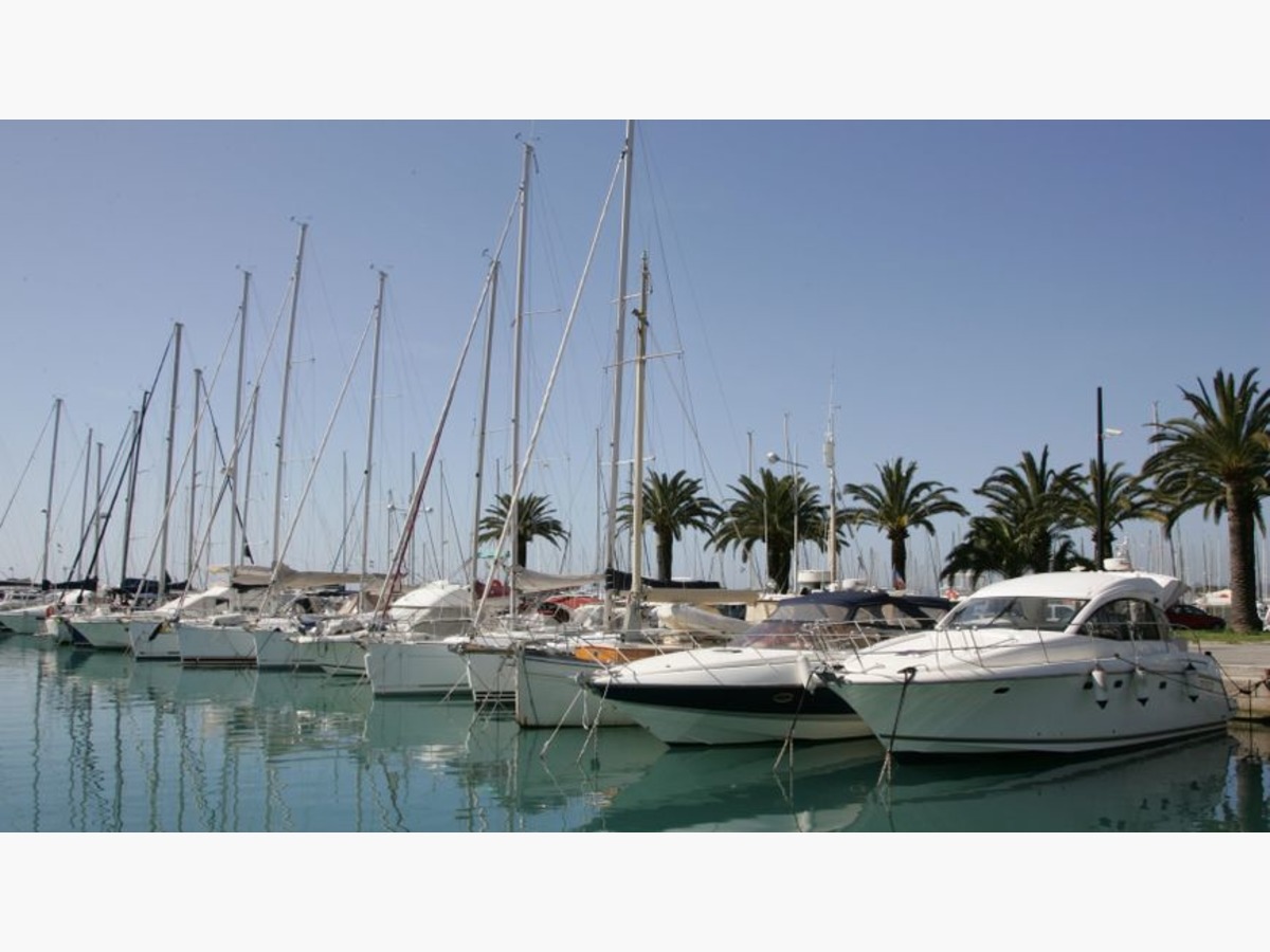 Port de St Laurent du Var