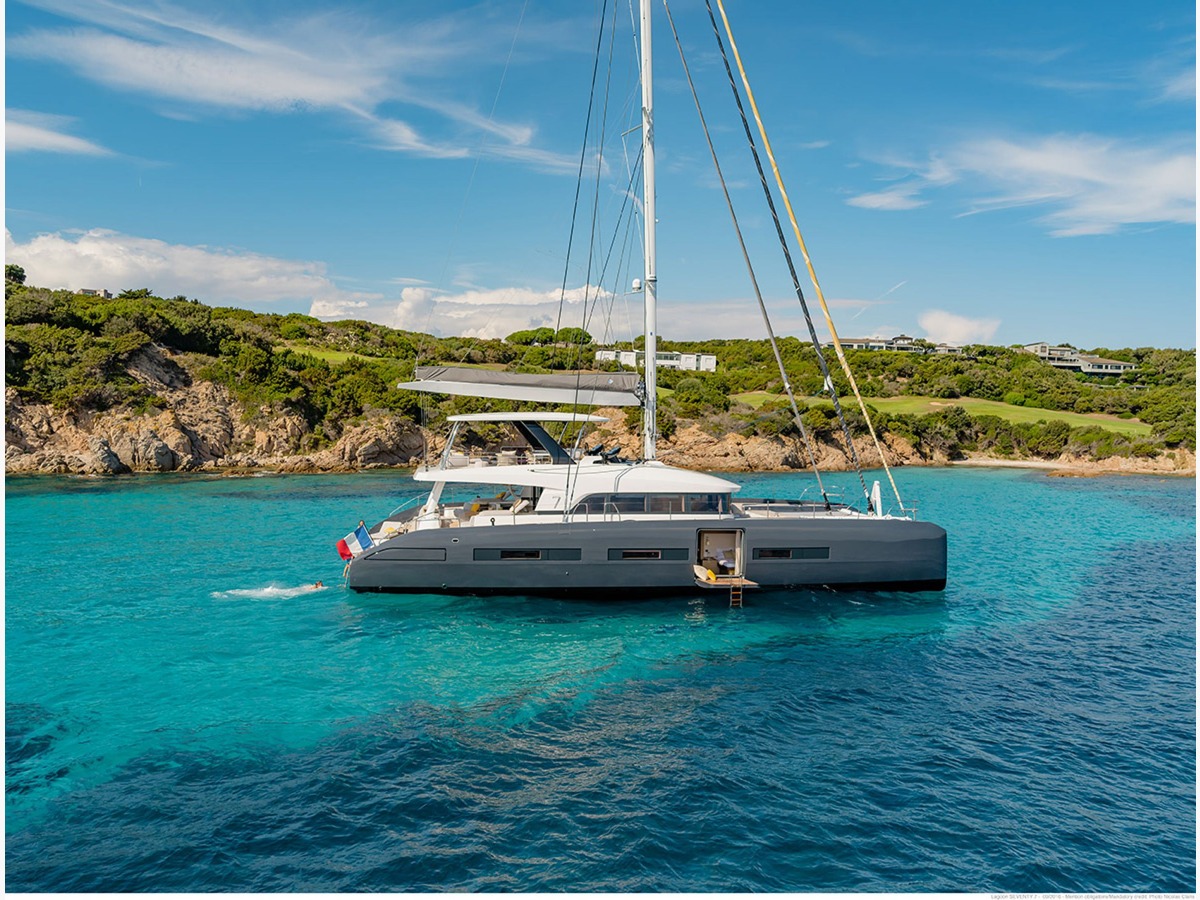 catamarano lagoon usato