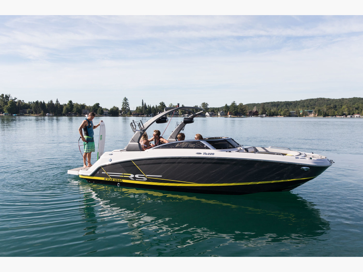 FOUR WINNS HD 220 bateau neuf à vendre