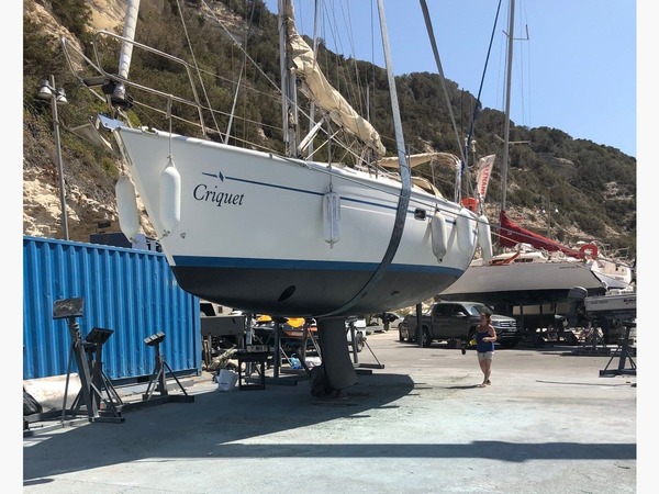 BAVARIA 37
