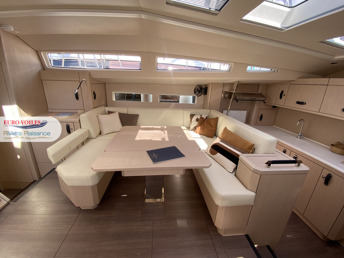 Jeanneau Yatch 60 