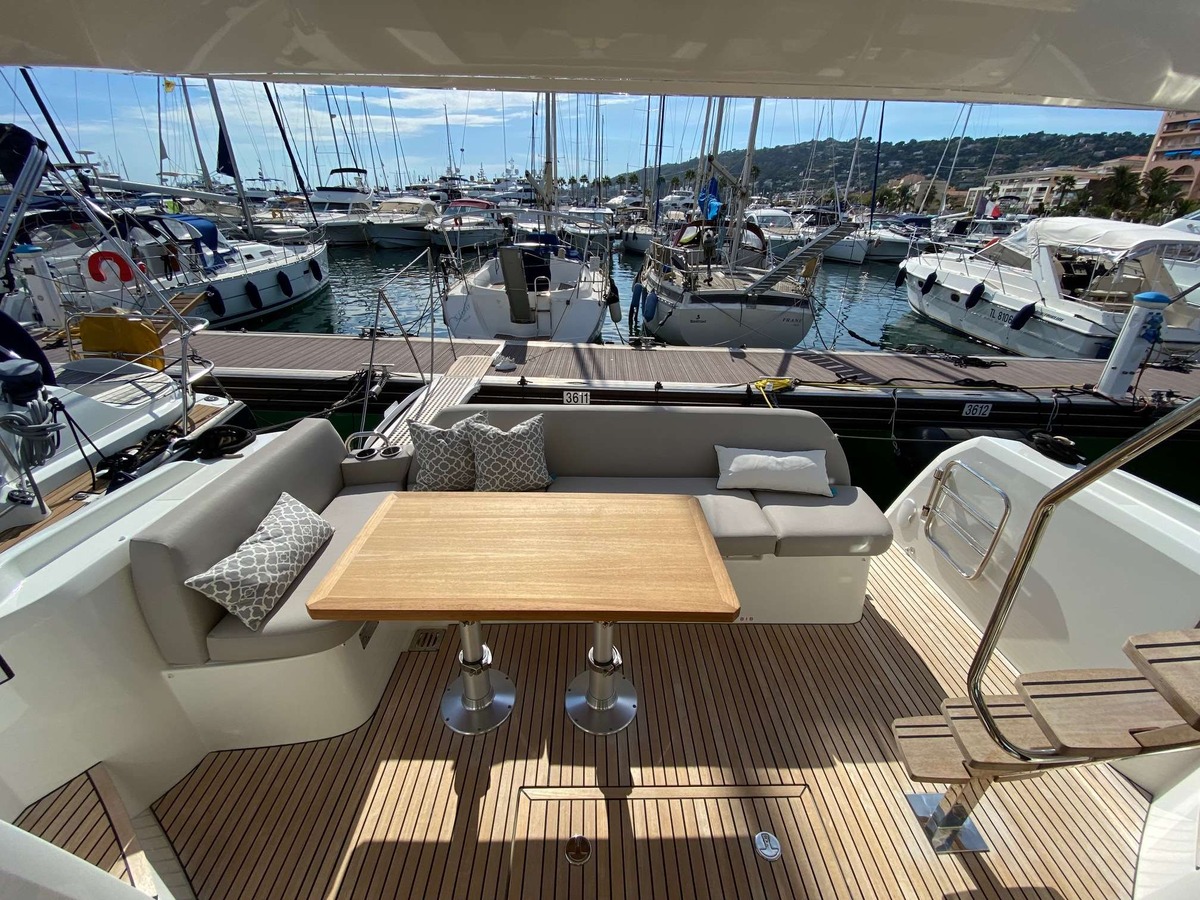 PRESTIGE 420 FLY