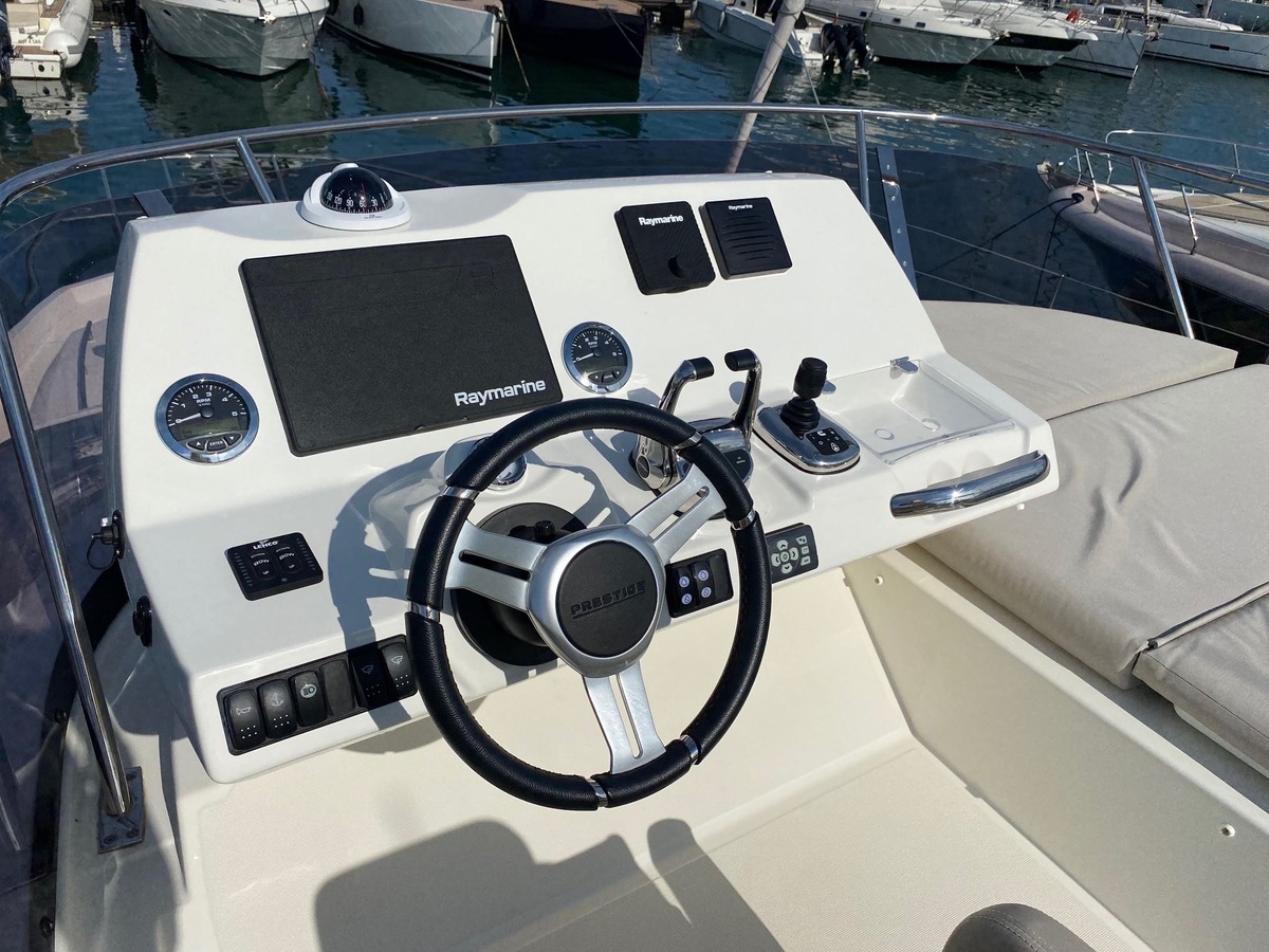 PRESTIGE 420 FLY