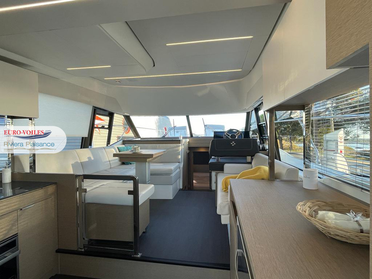 PRESTIGE 420 FLY