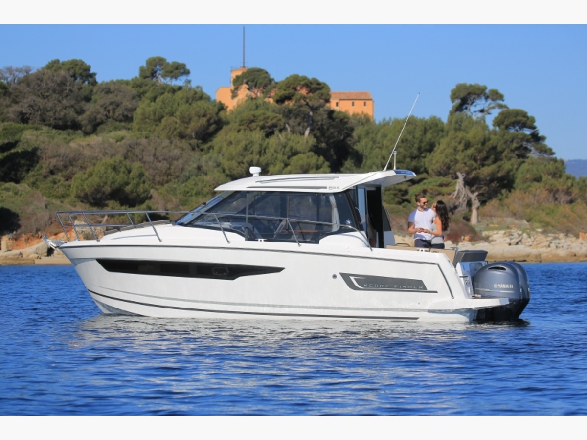 MERRY FISHER 895