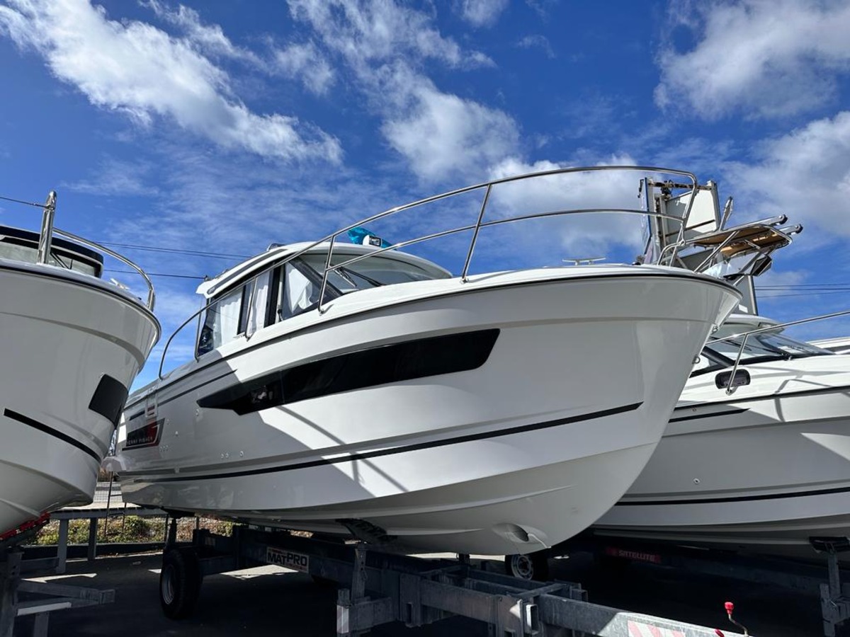MERRY FISHER 895