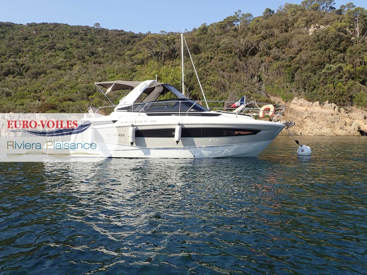 LEADER 30