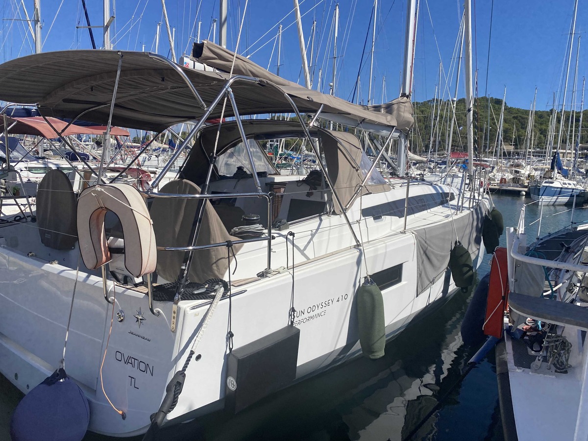 SUN ODYSSEY 410