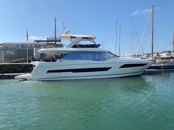 PRESTIGE 690