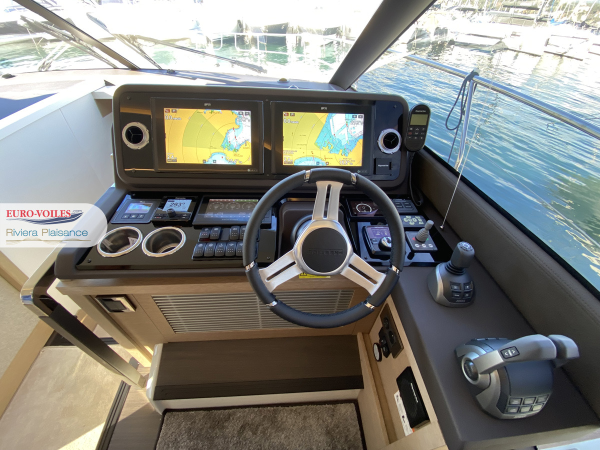 PRESTIGE 520 FLY