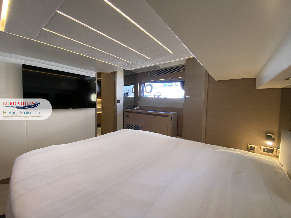 PRESTIGE 520 FLY