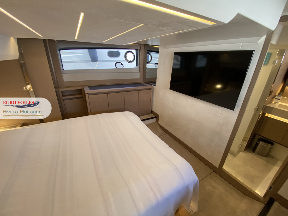 PRESTIGE 520 FLY