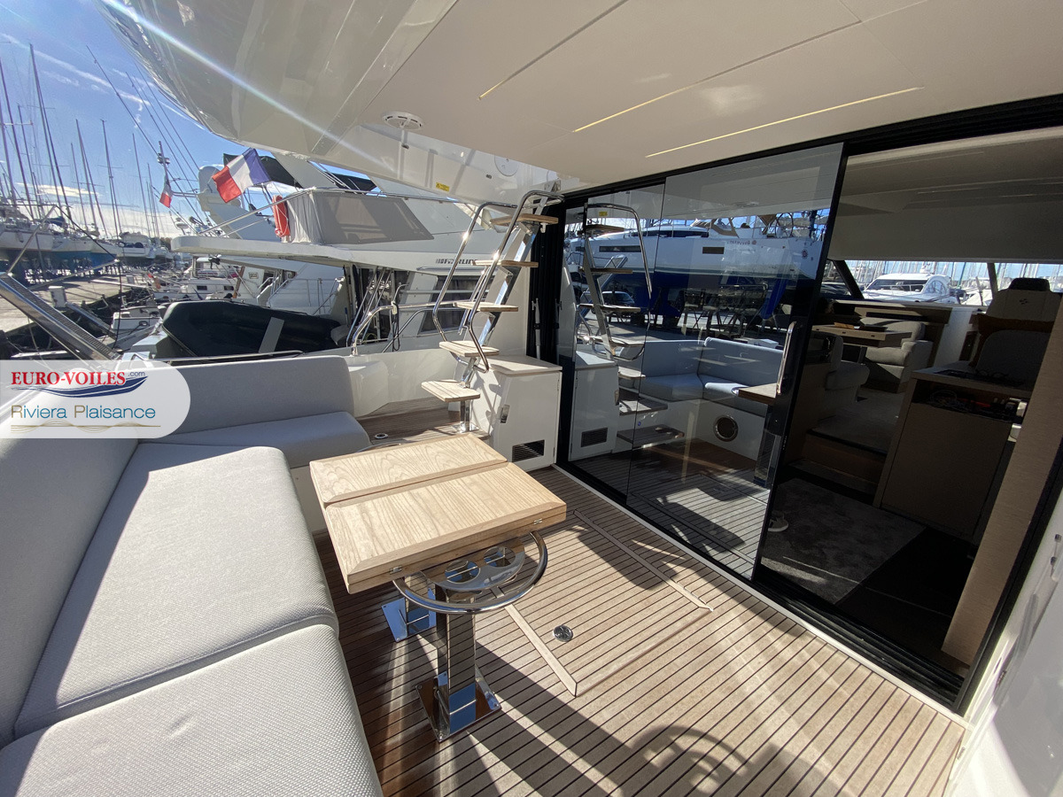 PRESTIGE 520 FLY