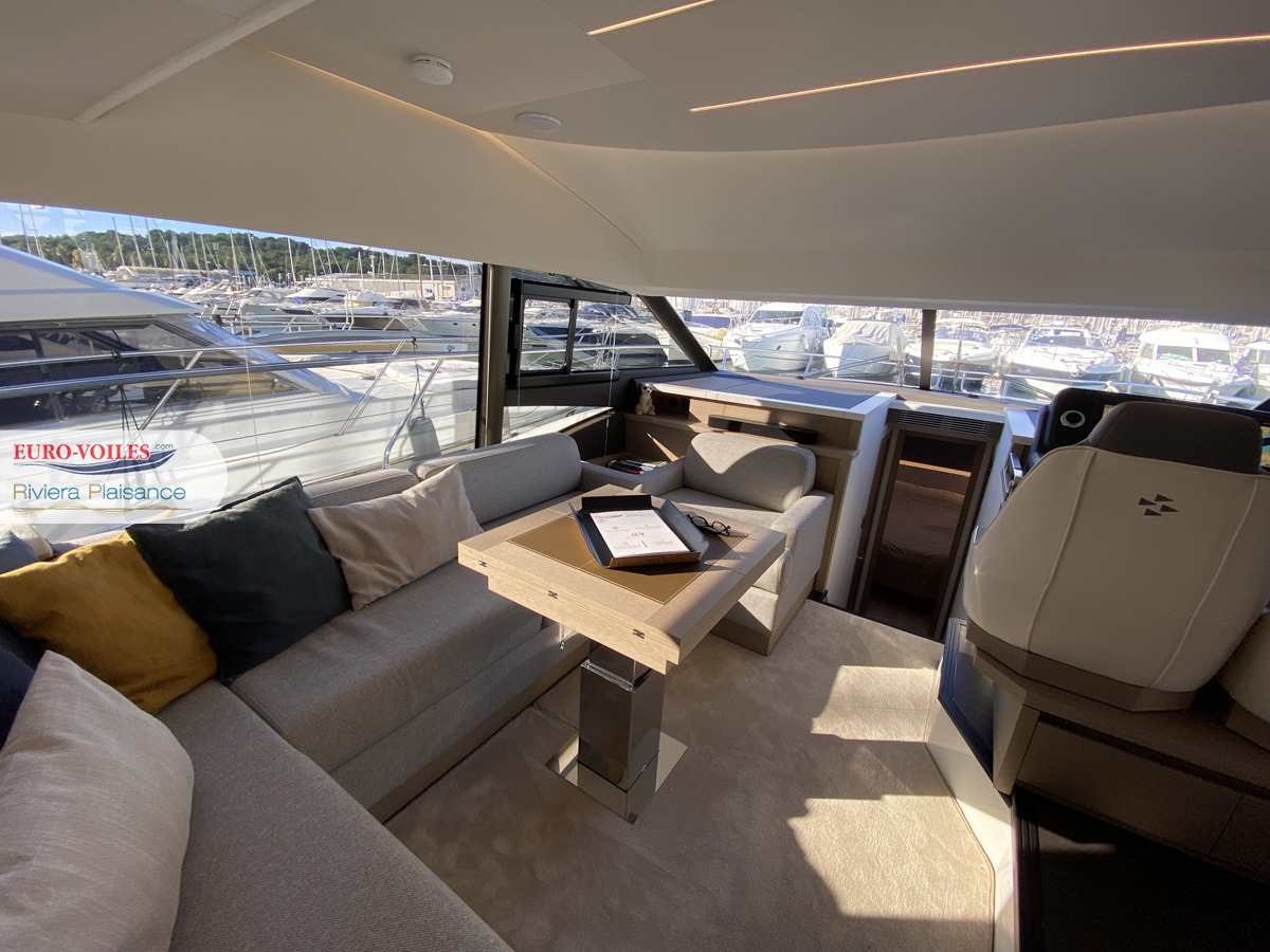 PRESTIGE 520 FLY