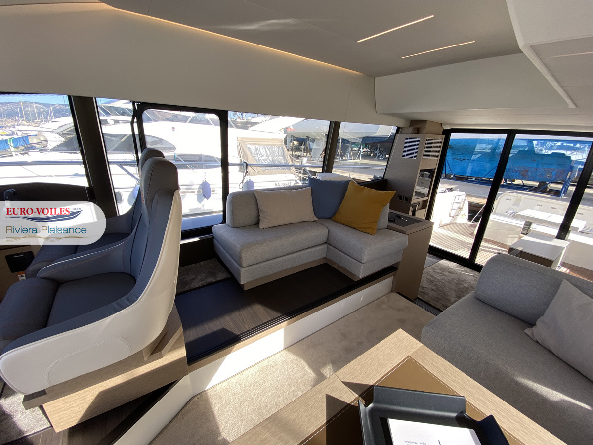 PRESTIGE 520 FLY