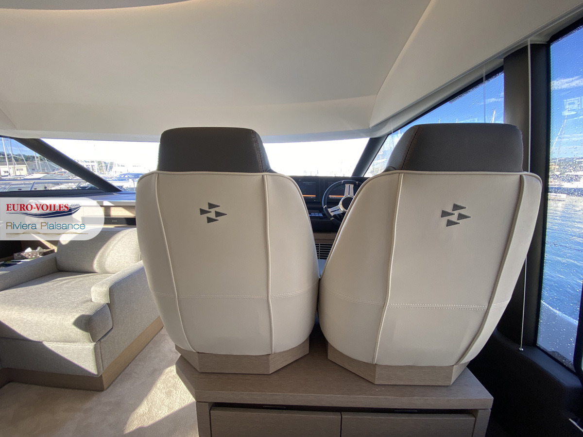 PRESTIGE 520 FLY