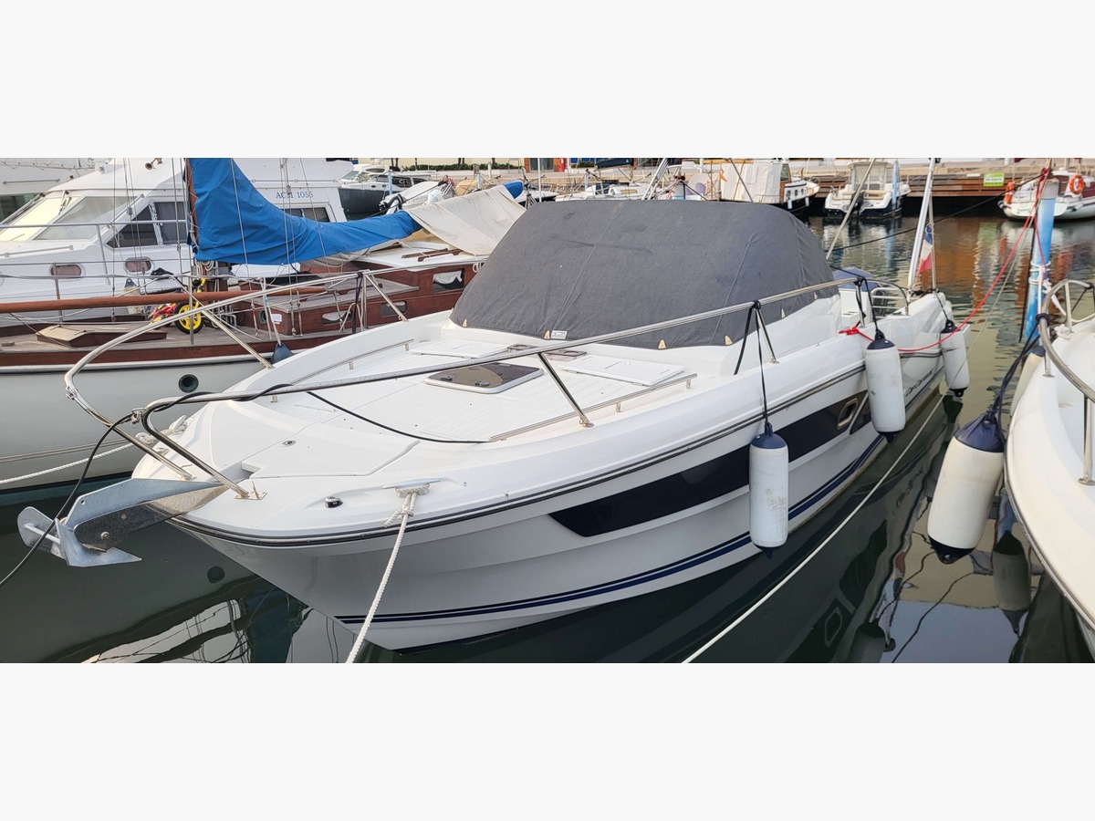 CAP CAMARAT 9.0 WA