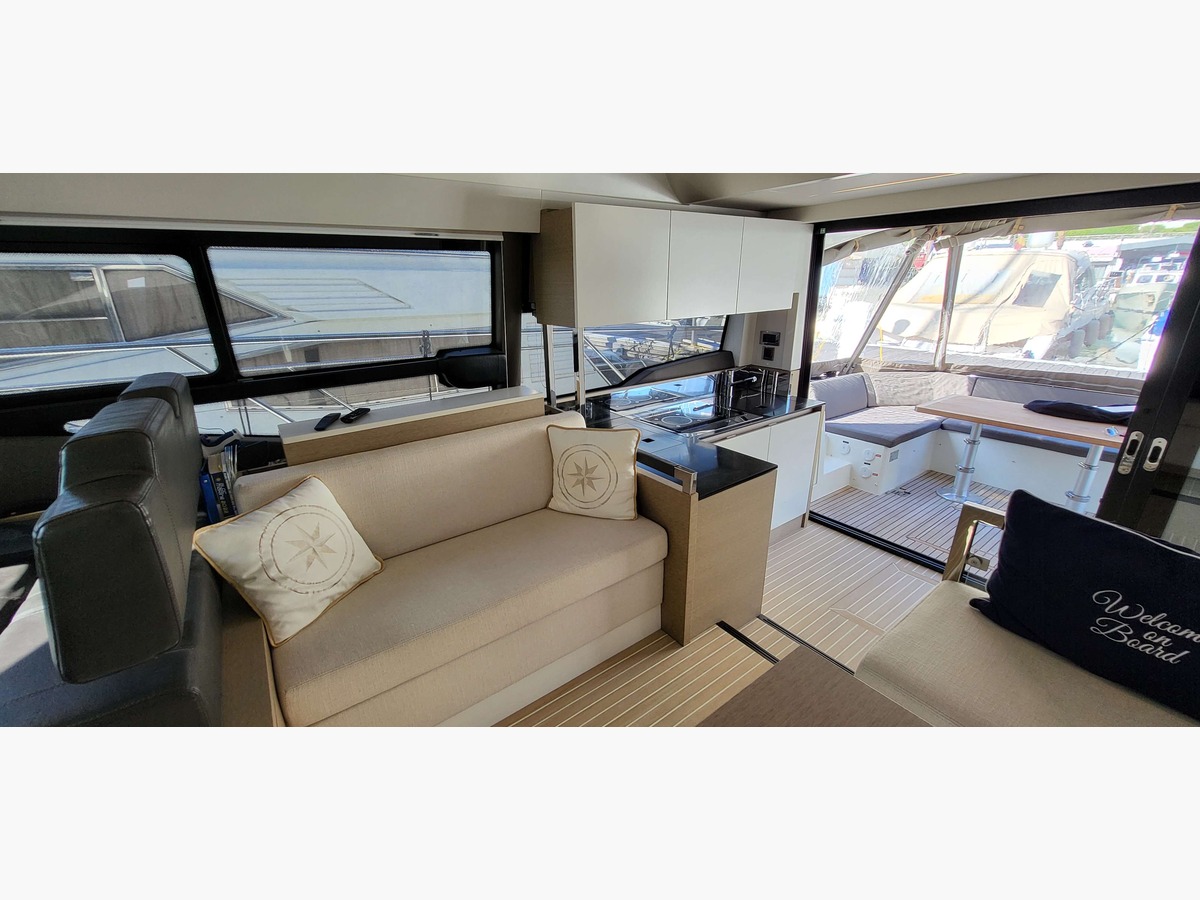 PRESTIGE 460 FLY