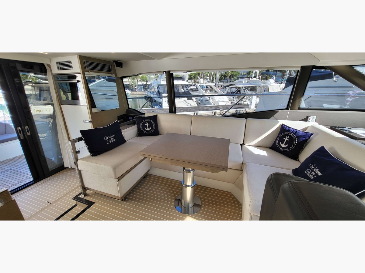 PRESTIGE 460 FLY