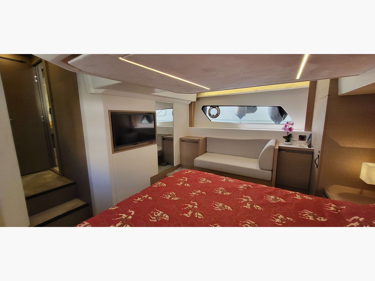 PRESTIGE 460 FLY