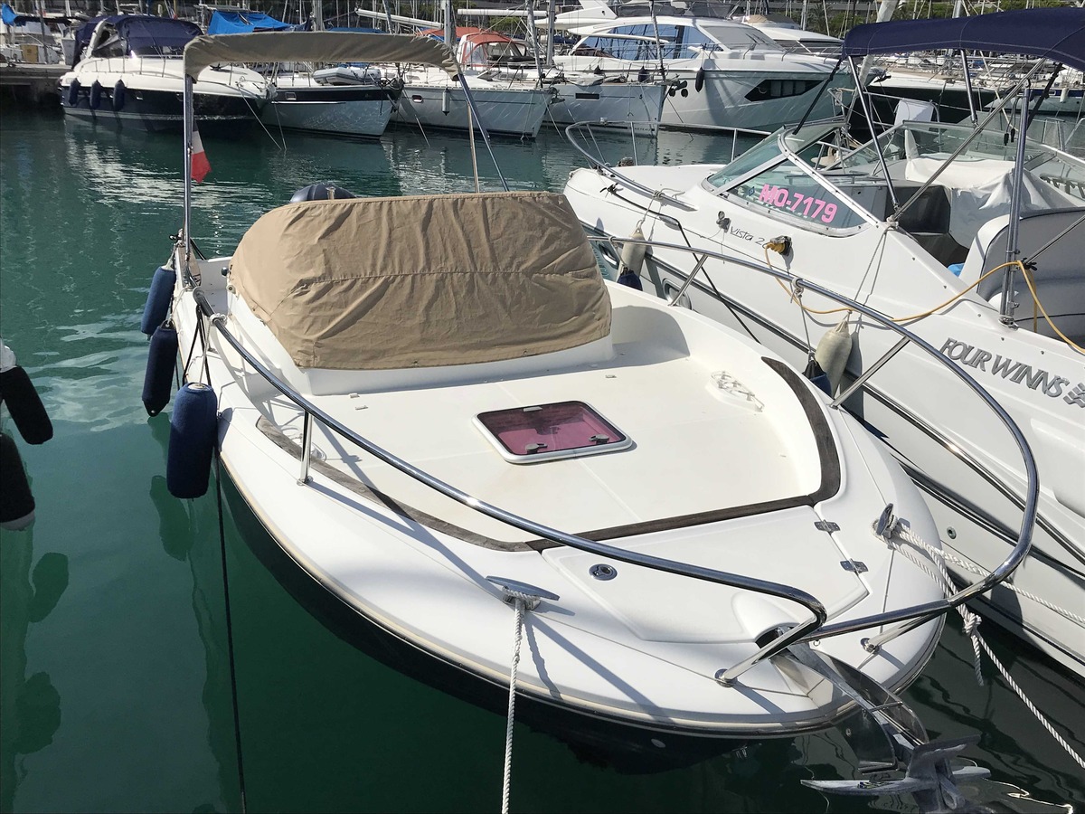 CAP CAMARAT 7.5 WA