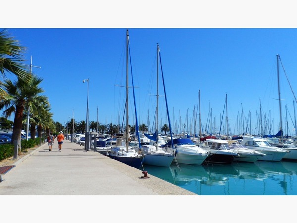 Port de St Laurent du Var