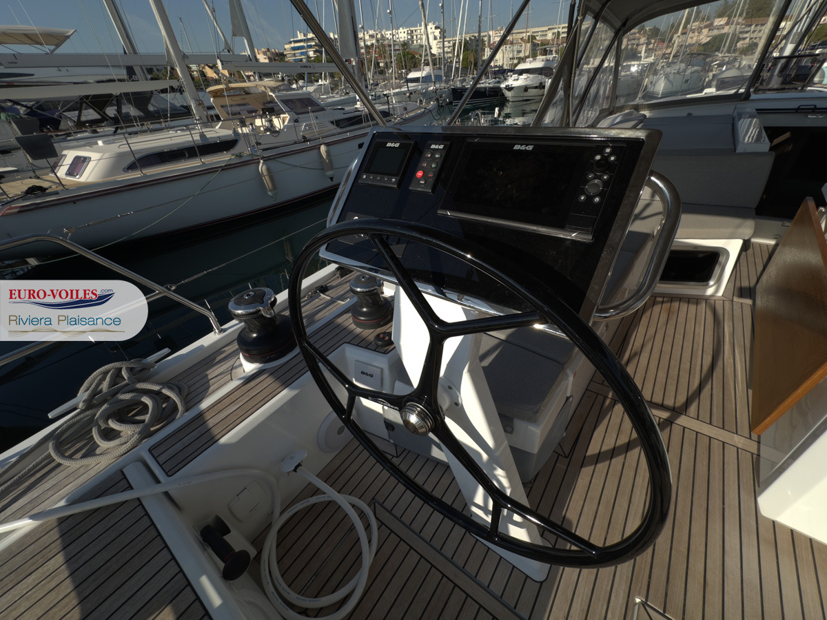 OCEANIS 51.1