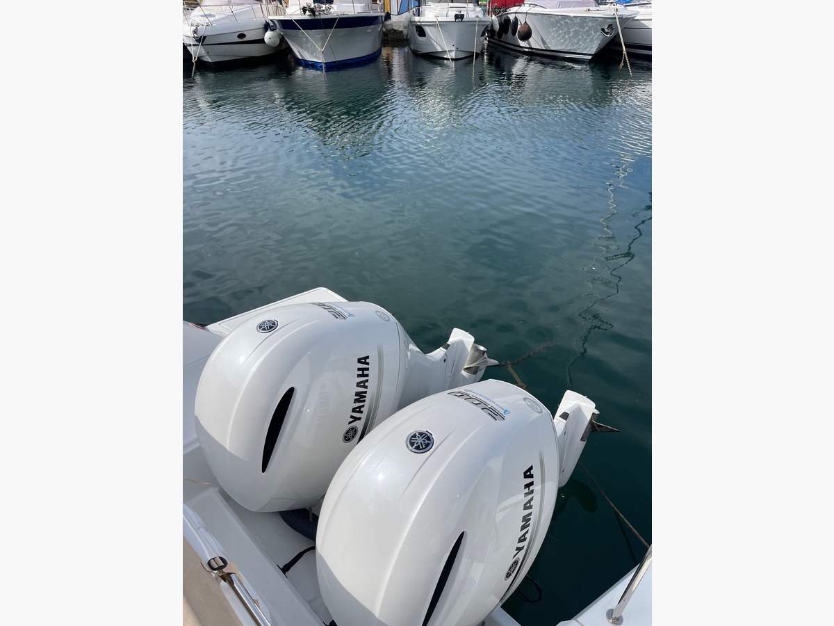 CAP CAMARAT 9.0 WA