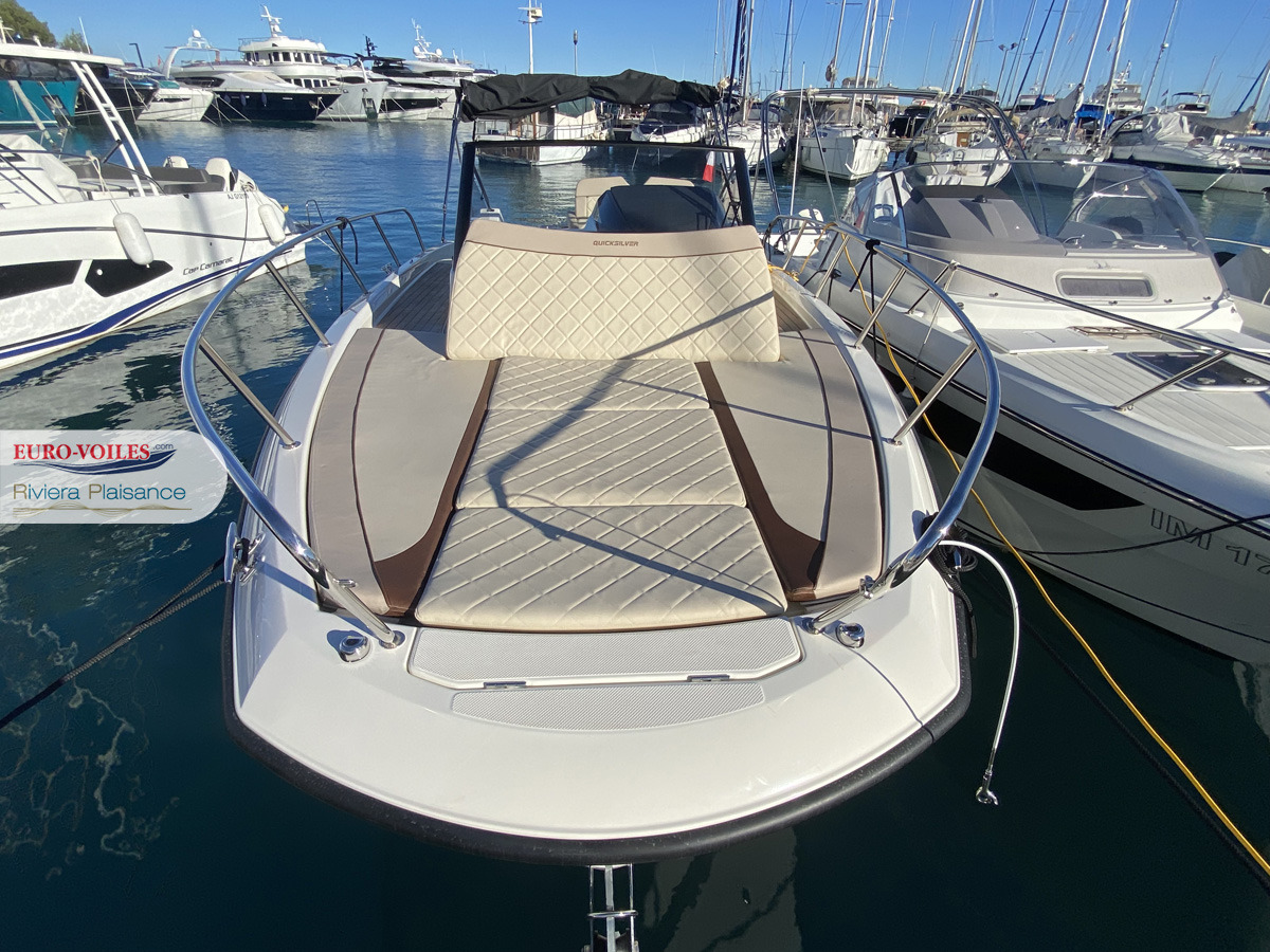 QUICKSILVER 875 SUNDECK
