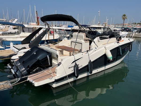 QUICKSILVER 875 SUNDECK