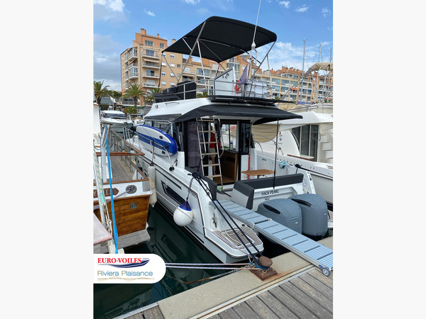 MERRY FISHER 1095 FLY