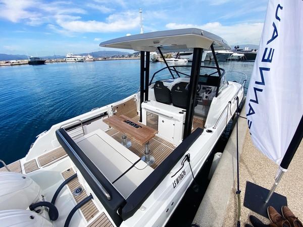 CAP CAMARAT 9.0 WA S�rie 2