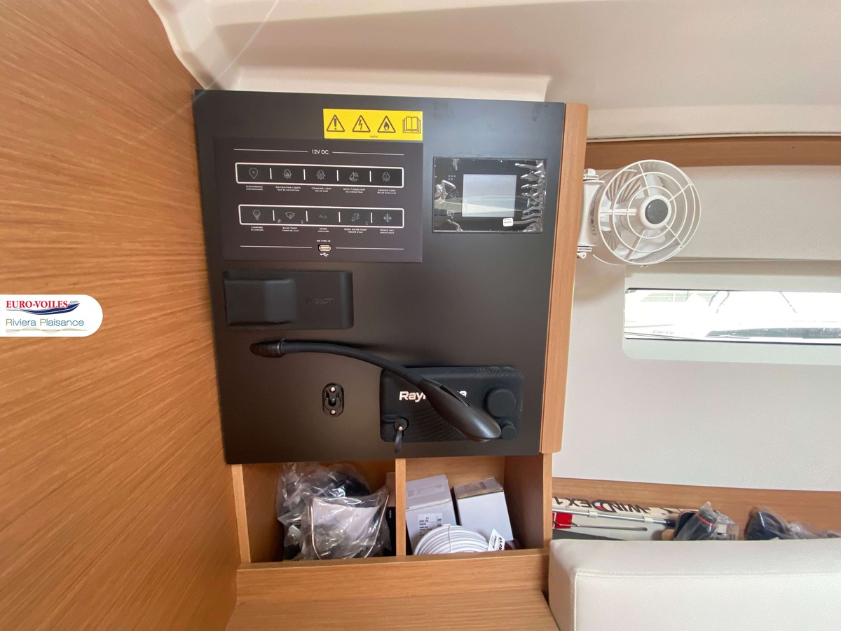 SUN ODYSSEY 350
