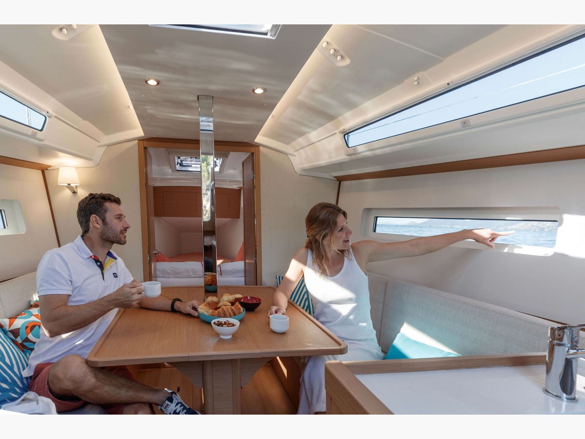 SUN ODYSSEY 350