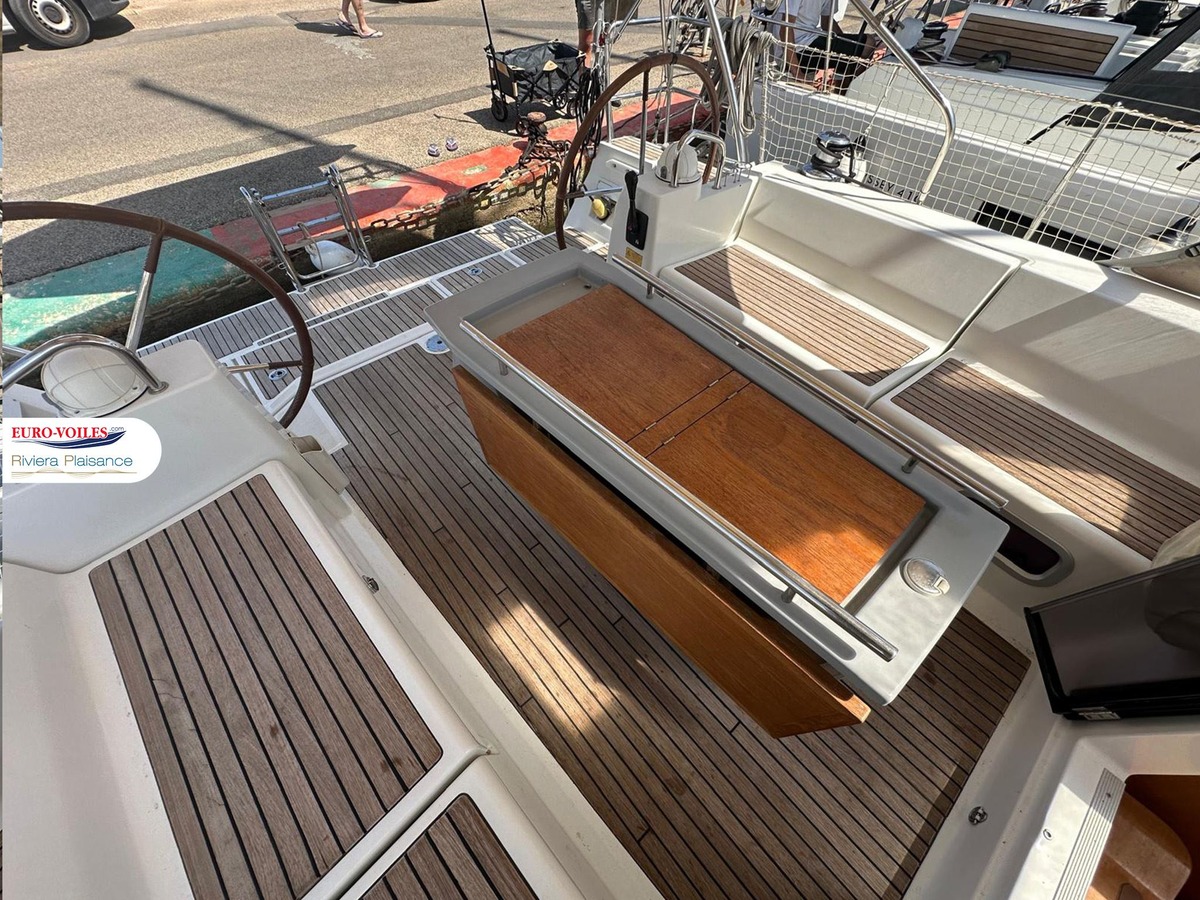 OCEANIS 41