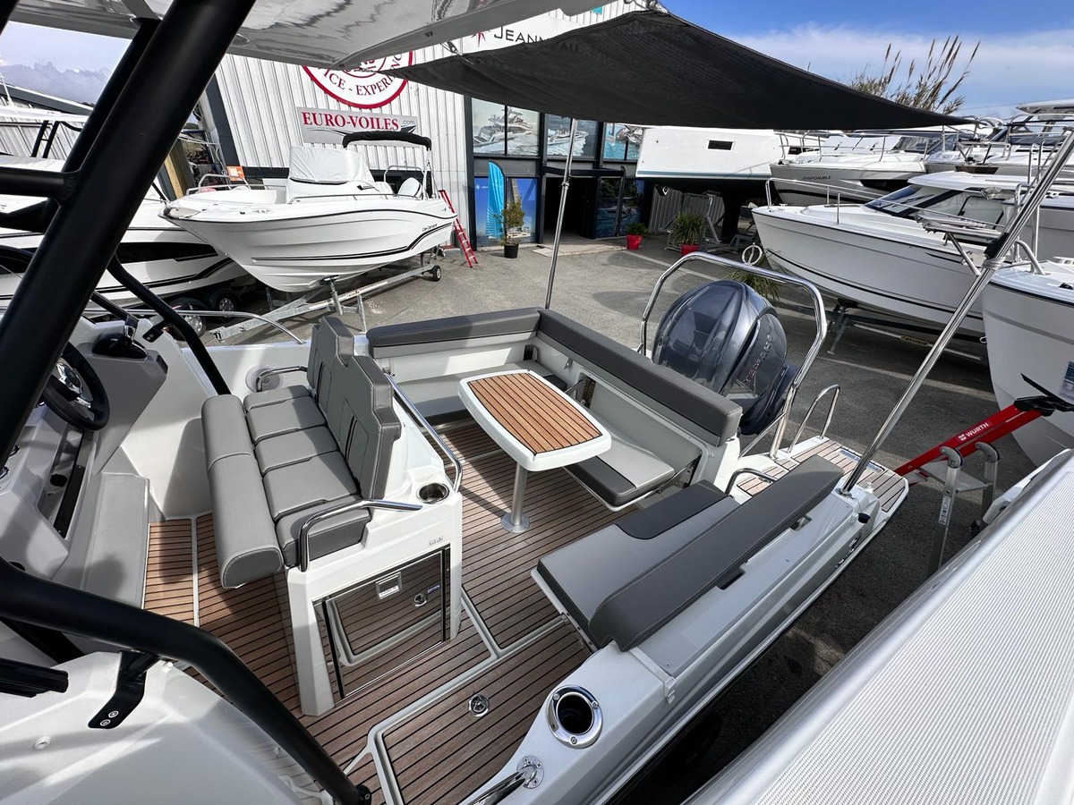 CAP CAMARAT 7.5 WA S�rie 3