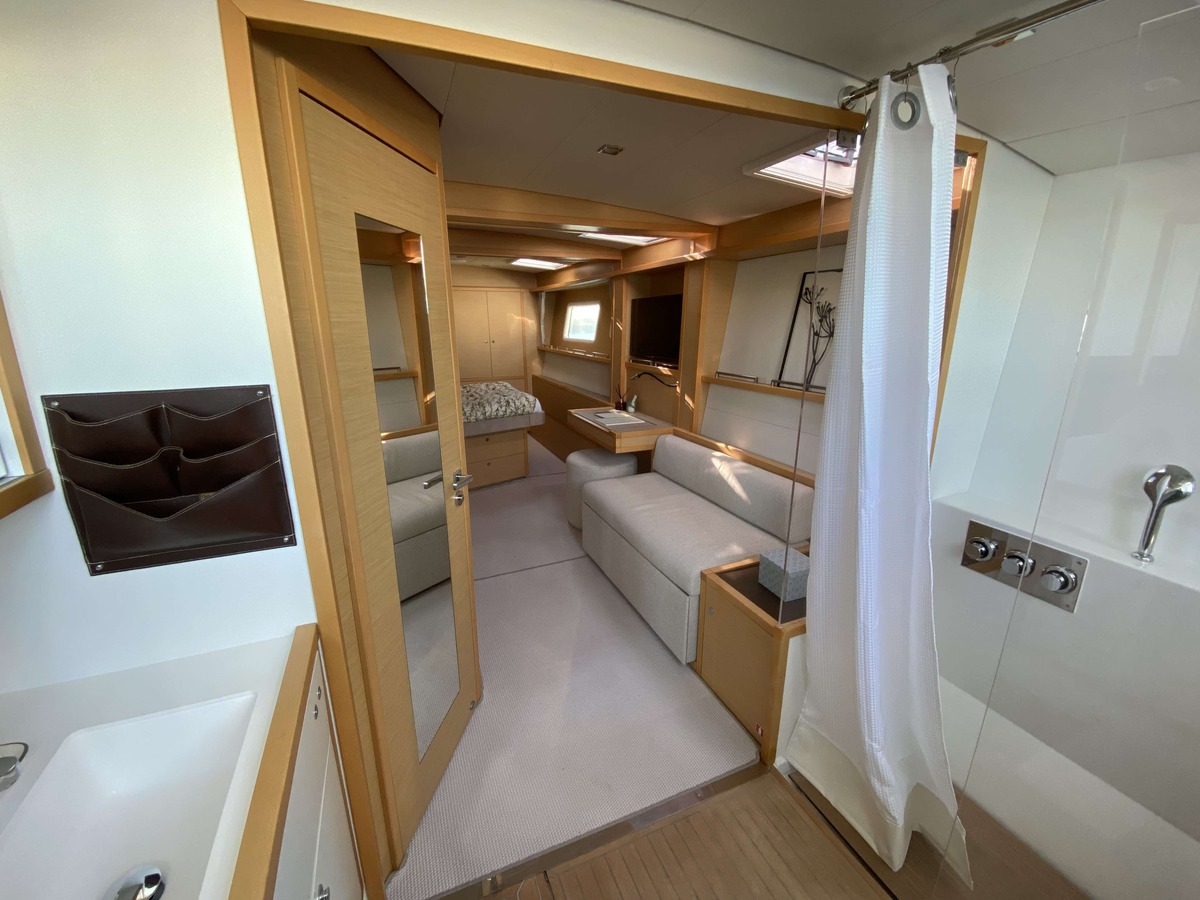LAGOON 620