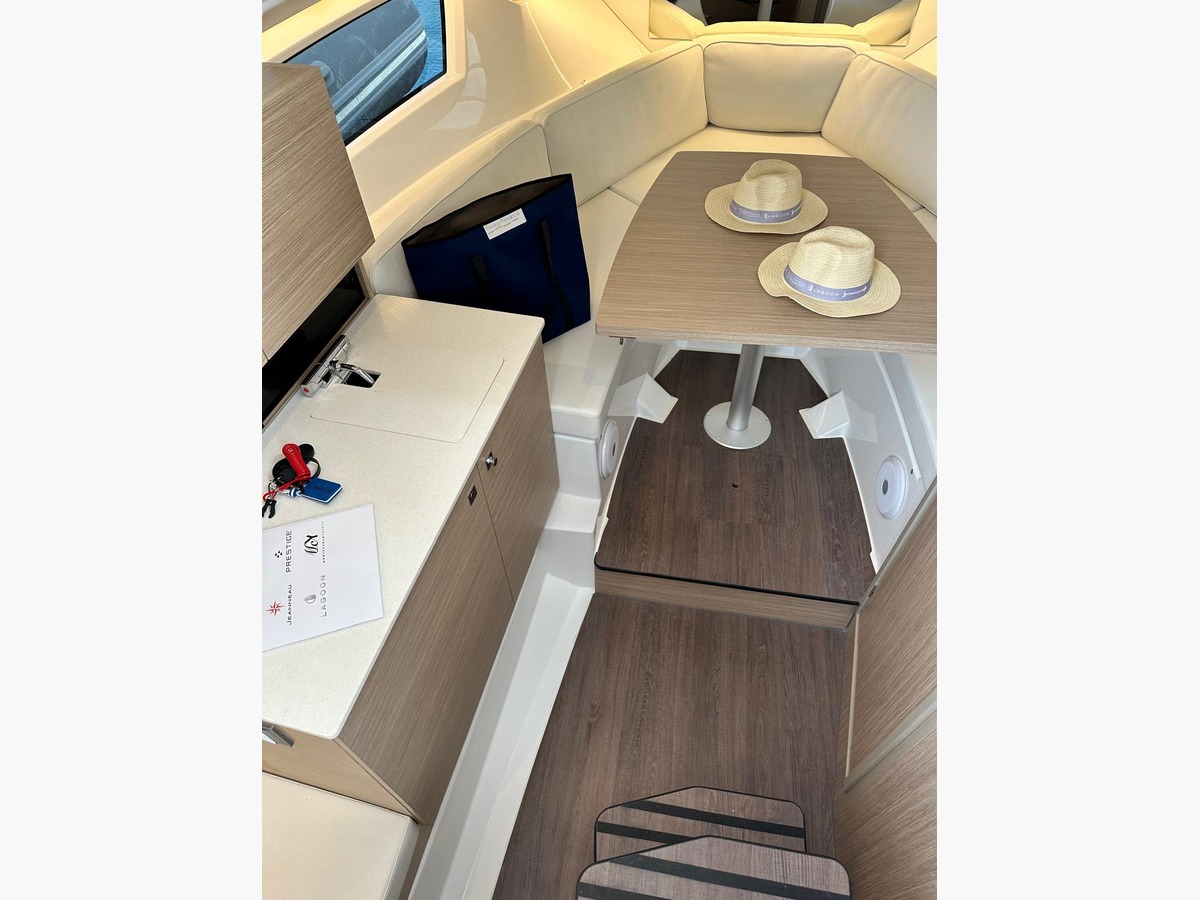 CAP CAMARAT 9.0 WA S2