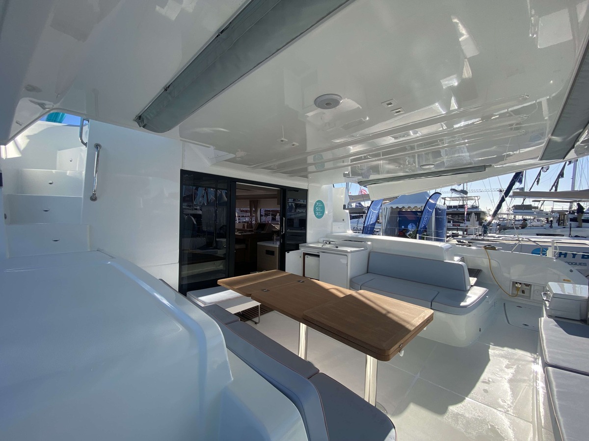LAGOON 51