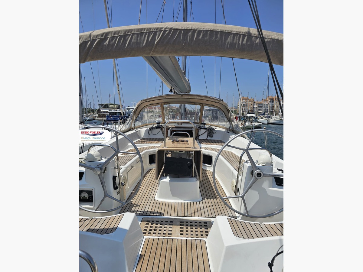 JEANNEAU 53