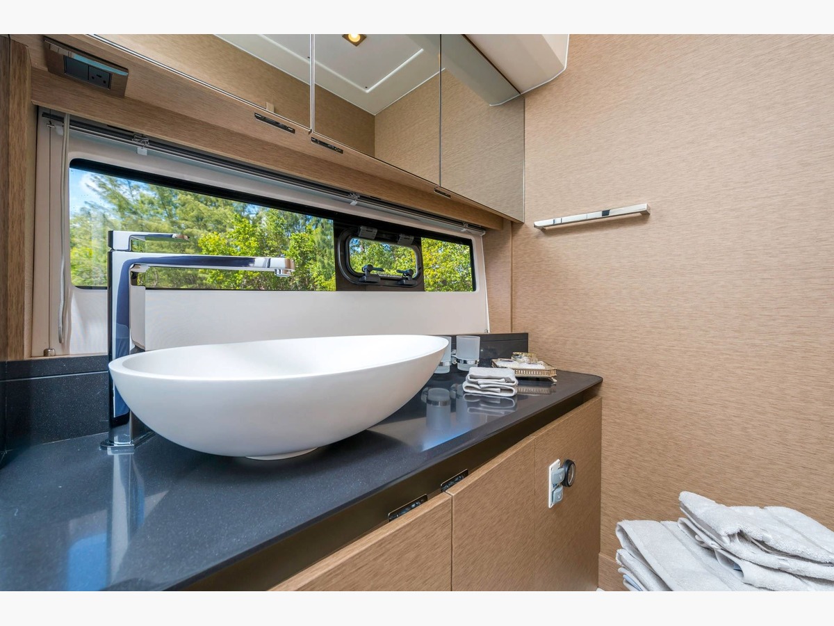 PRESTIGE 460 FLY