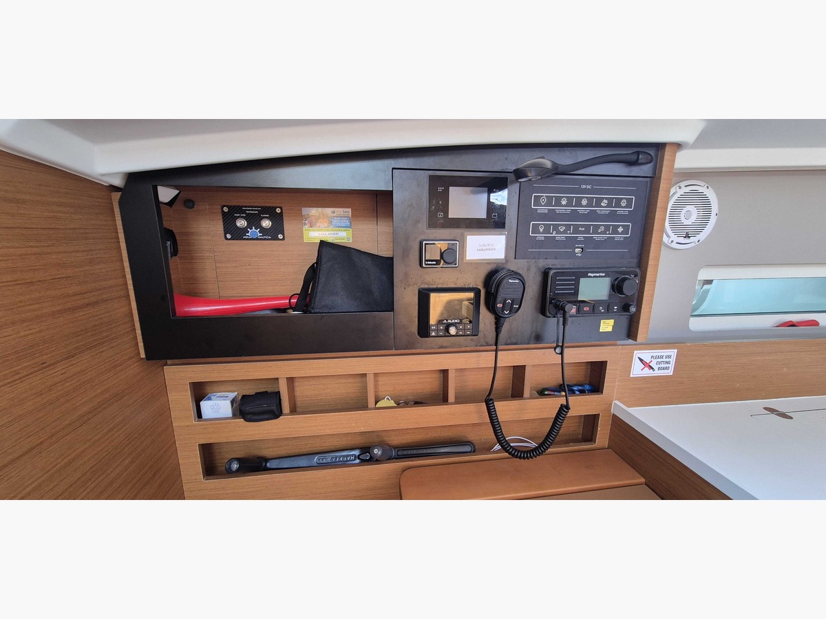 SUN ODYSSEY 410