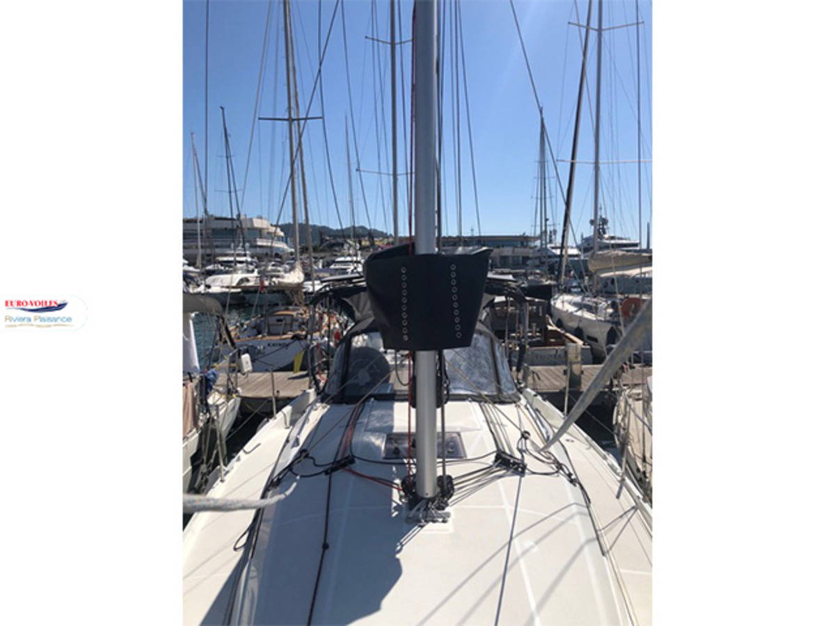 SUN ODYSSEY 350