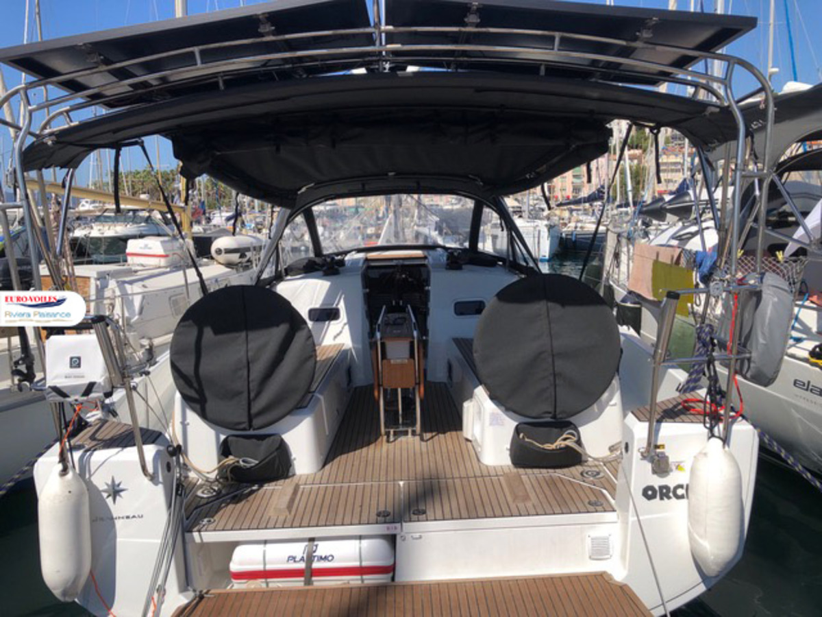 SUN ODYSSEY 350