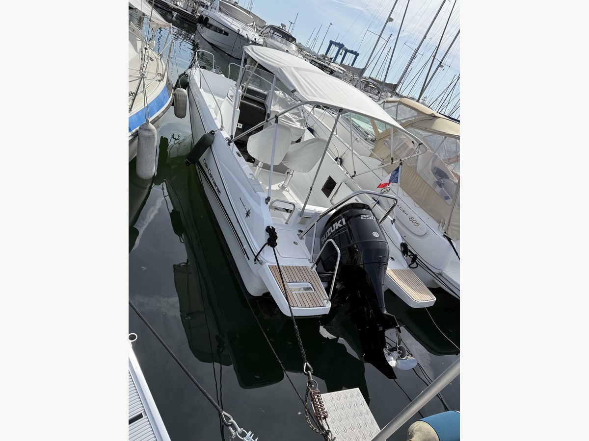 CAP CAMARAT 7.5 CC Srie 2