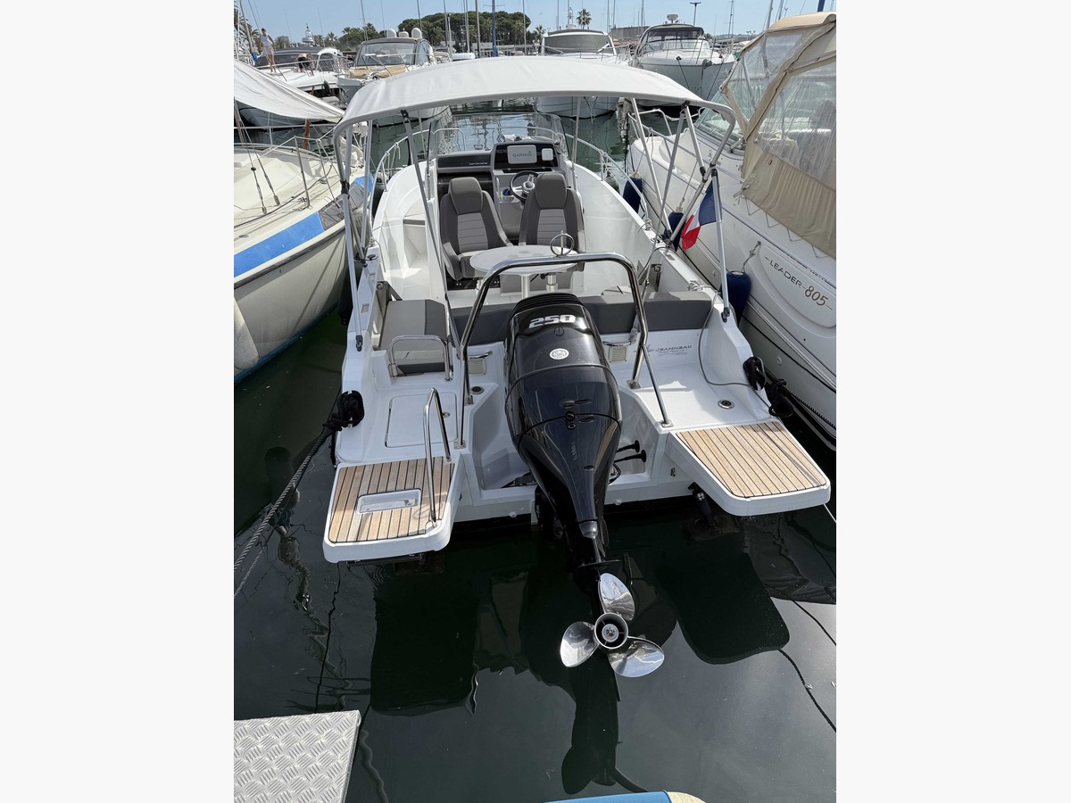 CAP CAMARAT 7.5 CC Srie 2