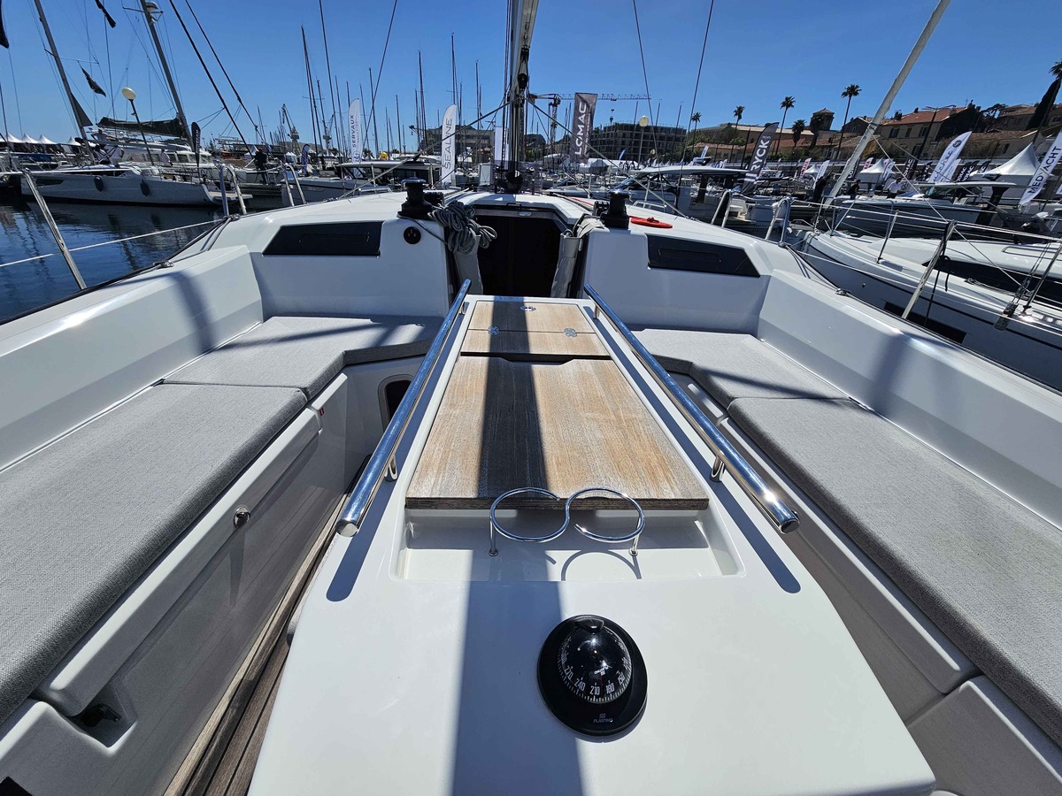 OCEANIS 40.1