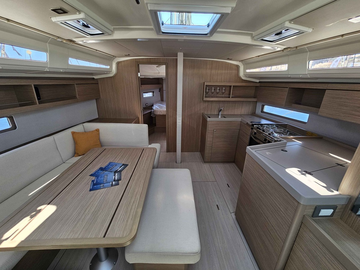 OCEANIS 40.1