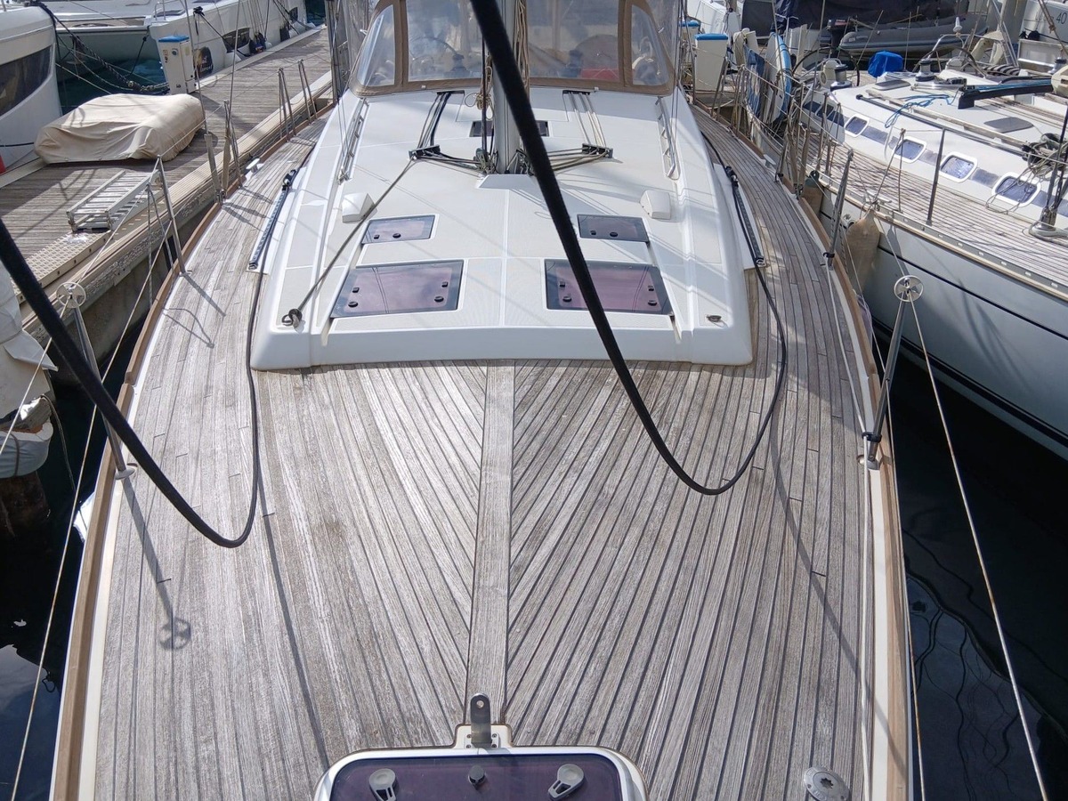 OCEANIS 45